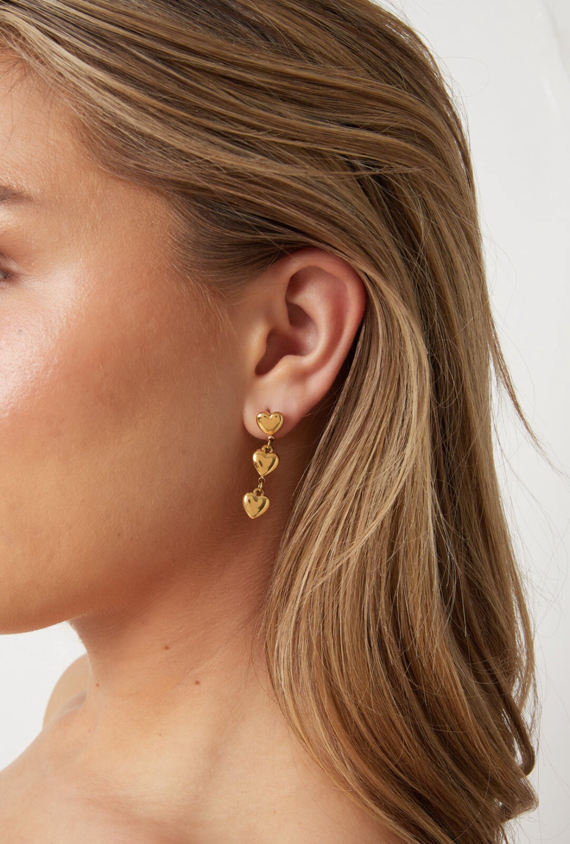 Oorbellen met hangende hartjes zilver