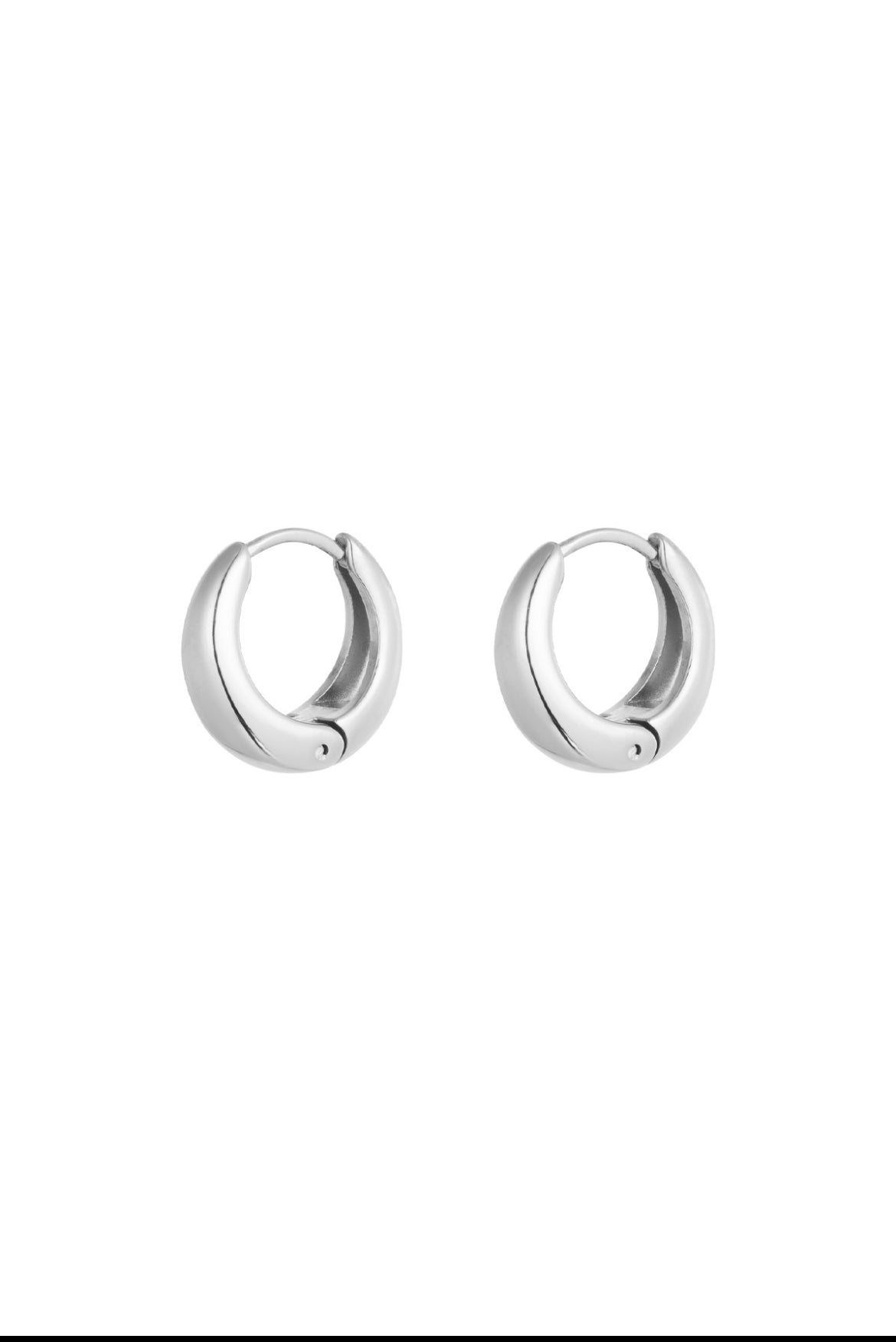 Oorbellen basic hoops rond zilver
