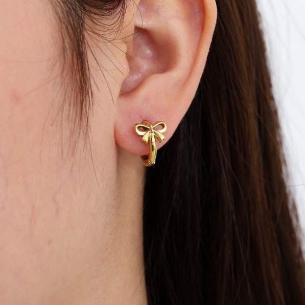 Mini Hoops met strikje zilver
