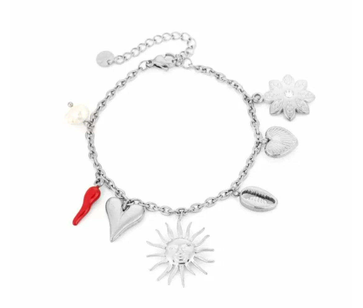 Bedel armband met zon en verschillende bedels zilver