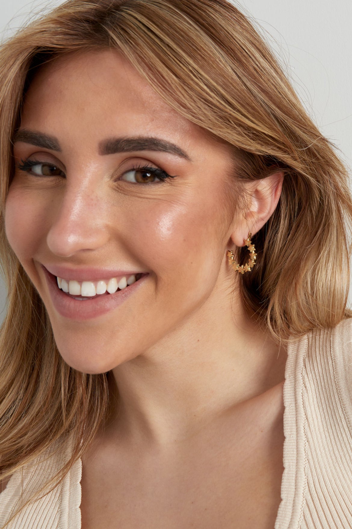 Oorbellen rond met sterren goud