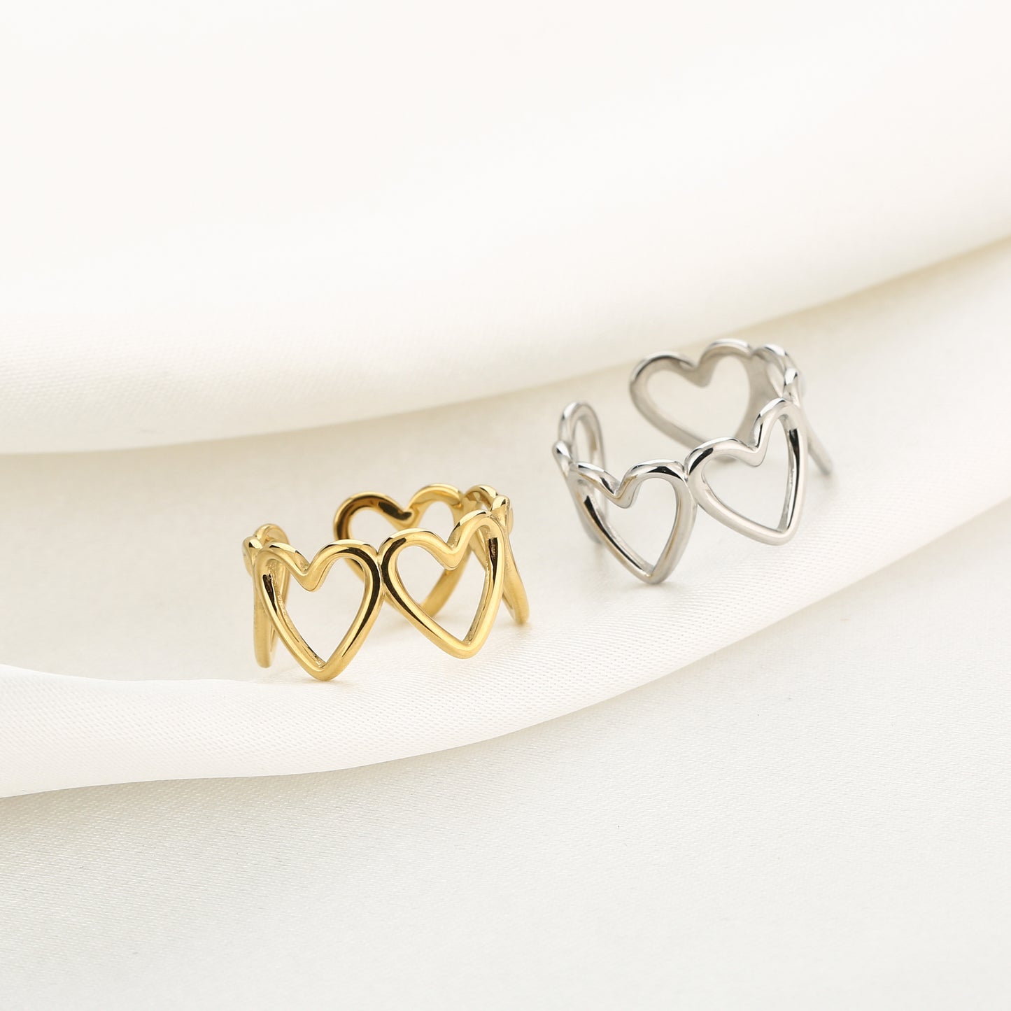 Ring met hartjes goud