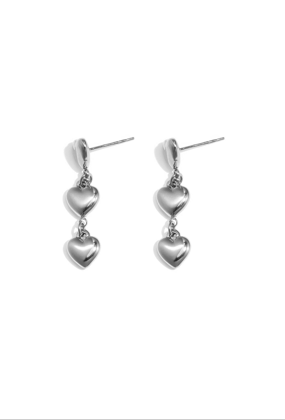 Oorbellen met hangende hartjes zilver
