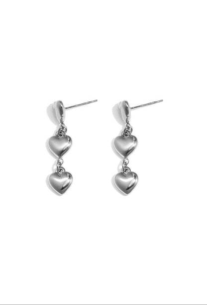 Oorbellen met hangende hartjes zilver