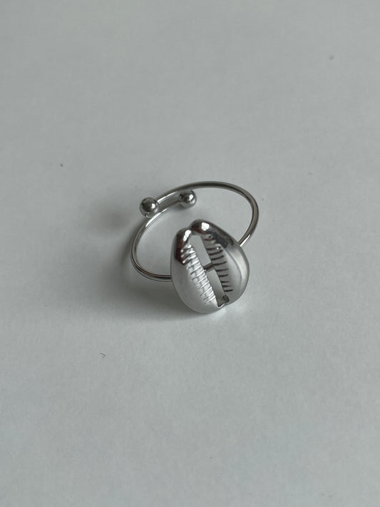 Ring met schelp zilver