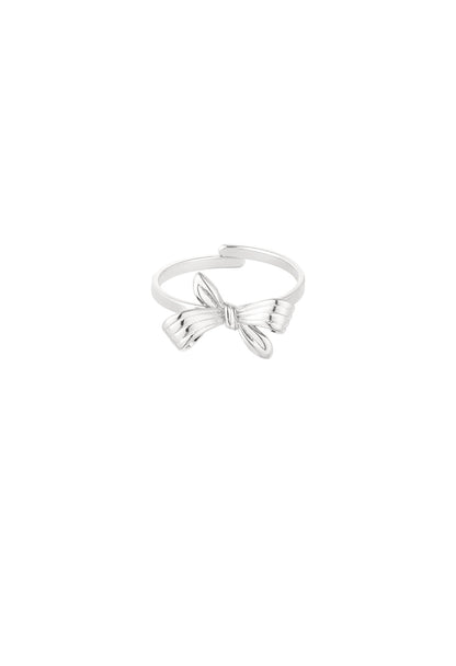 Ring met strikje zilver