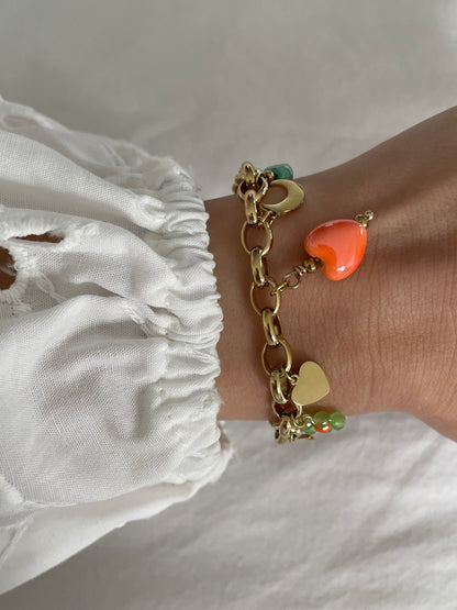 Armband met gekleurde bedels goud