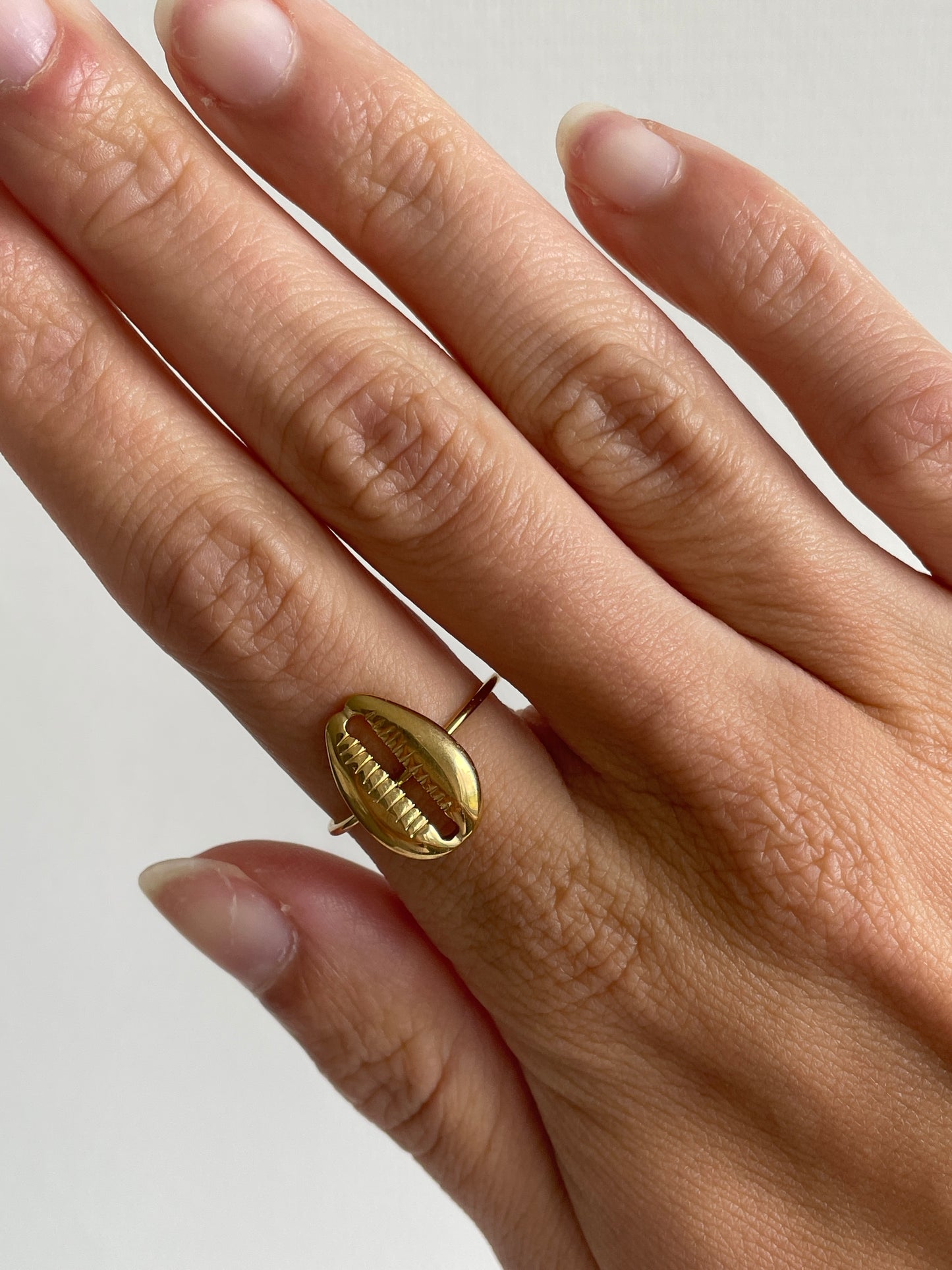Ring met schelp goud