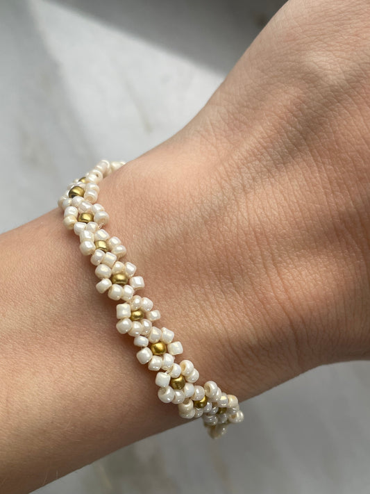 Armband flowers white