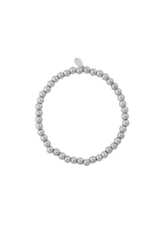 Armband met mm zilveren kralen
