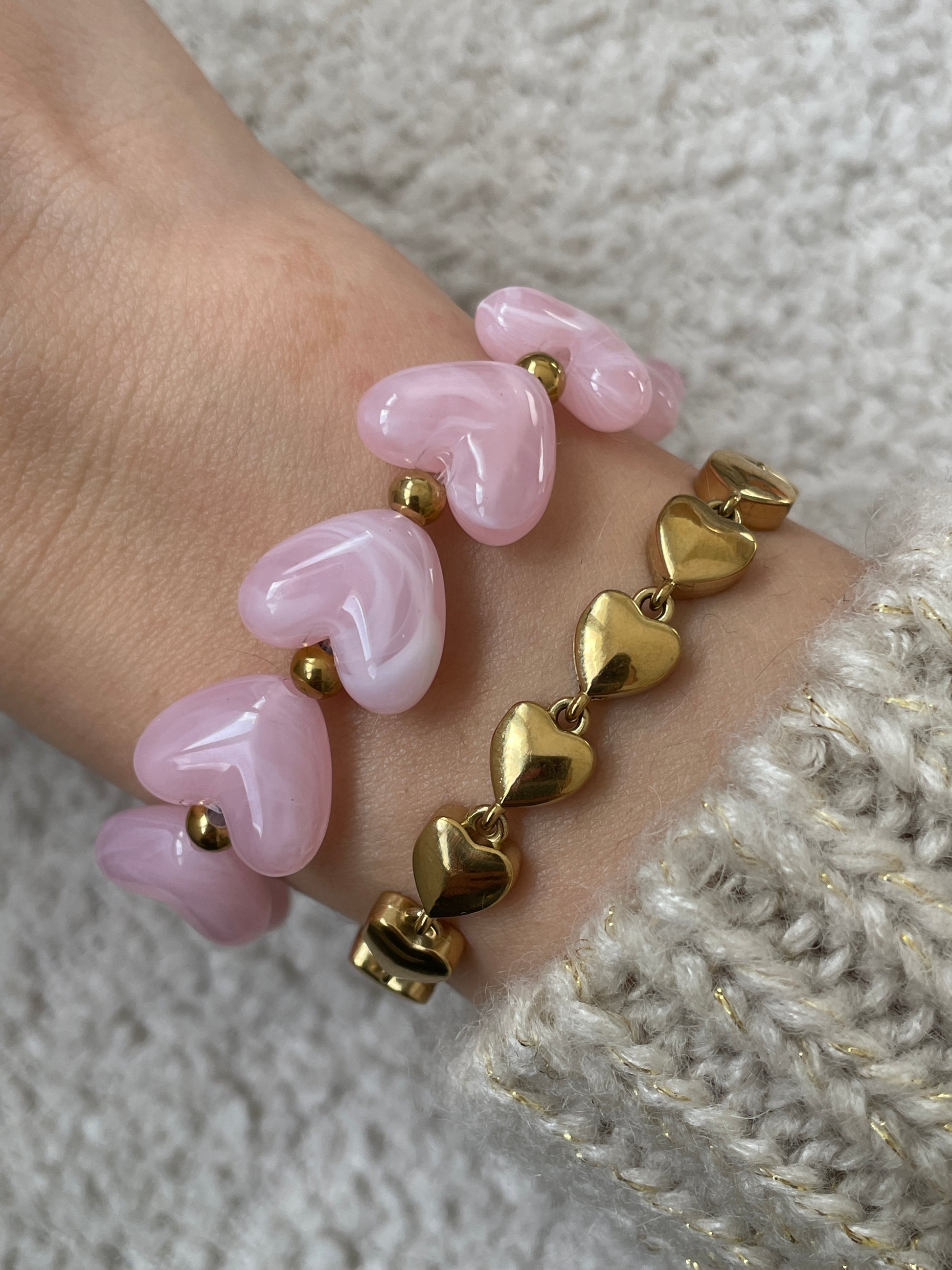 Hartjes kralen armband licht roze