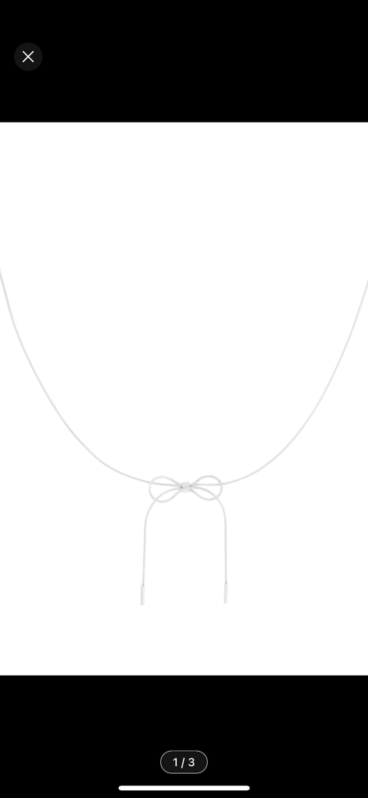 Ketting met plat strikje zilver