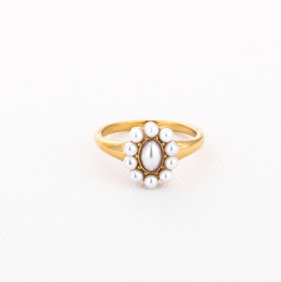 Vintage look ring met parels goud