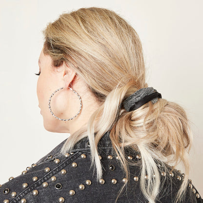 Glitter scrunchie